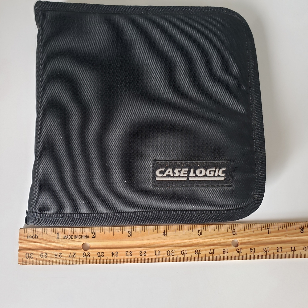 Case Logic Black Media Case
